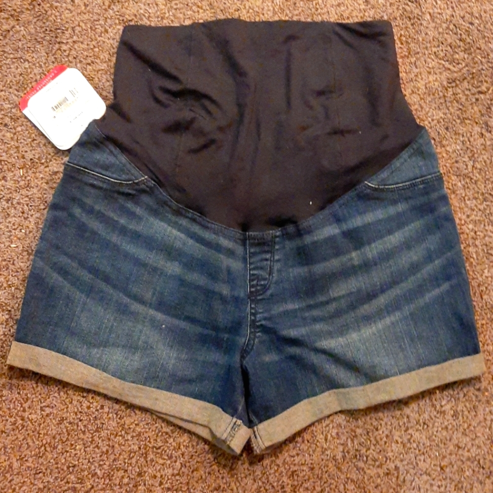 Maternity denim shorts new with tags